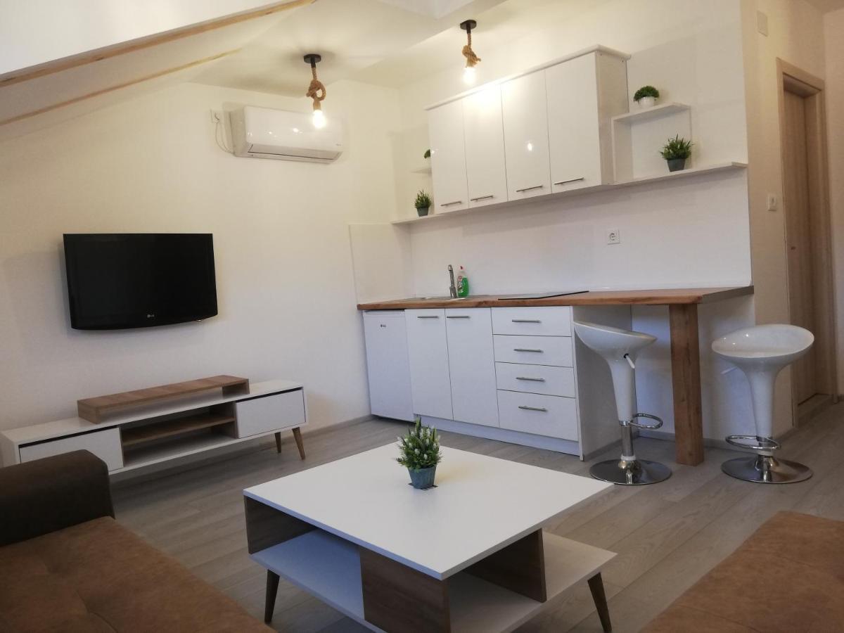 Apartments Naumovski Ohrid Esterno foto
